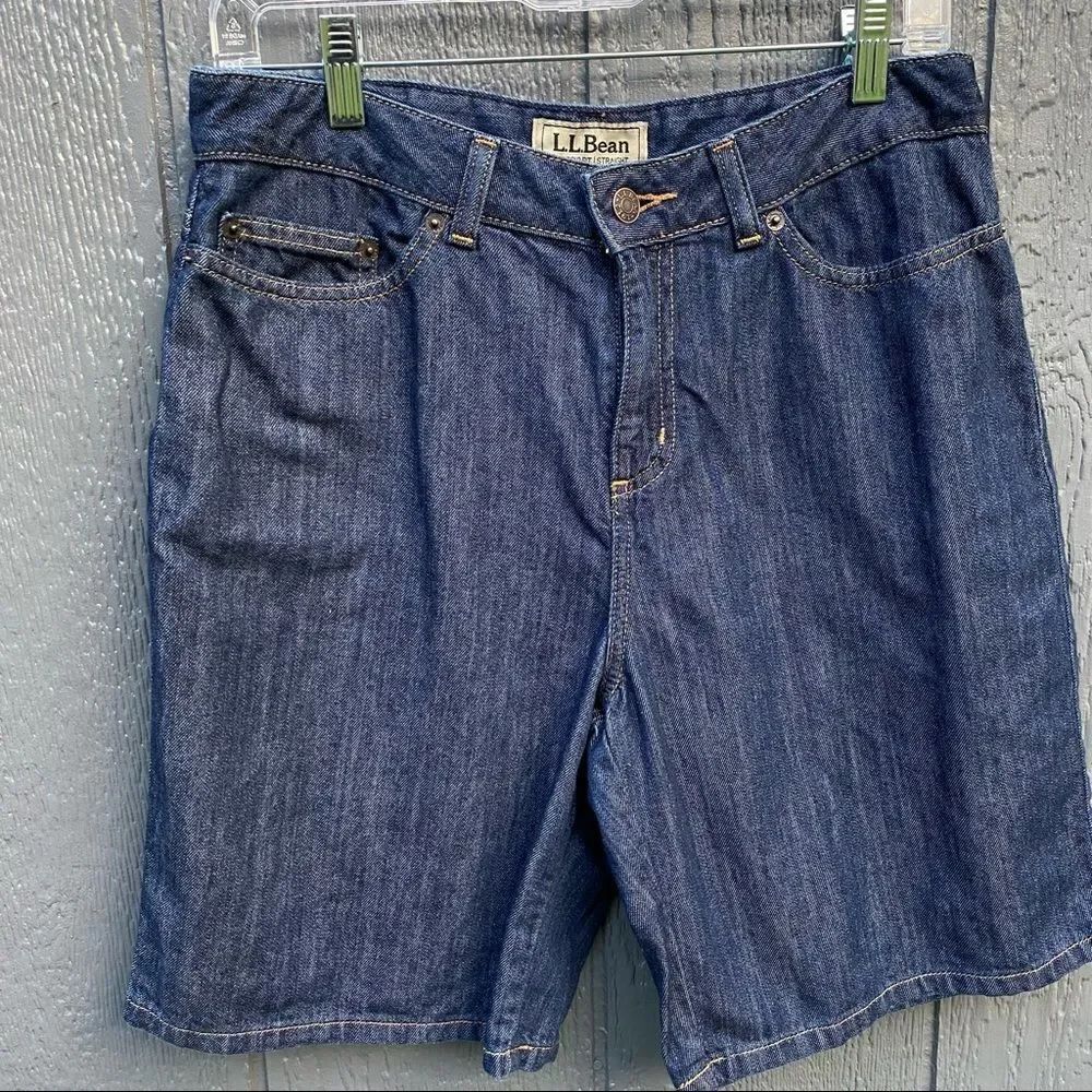 L.L. Bean Classic Fit Straight Jean Shorts 10 Reg Boat Shorts